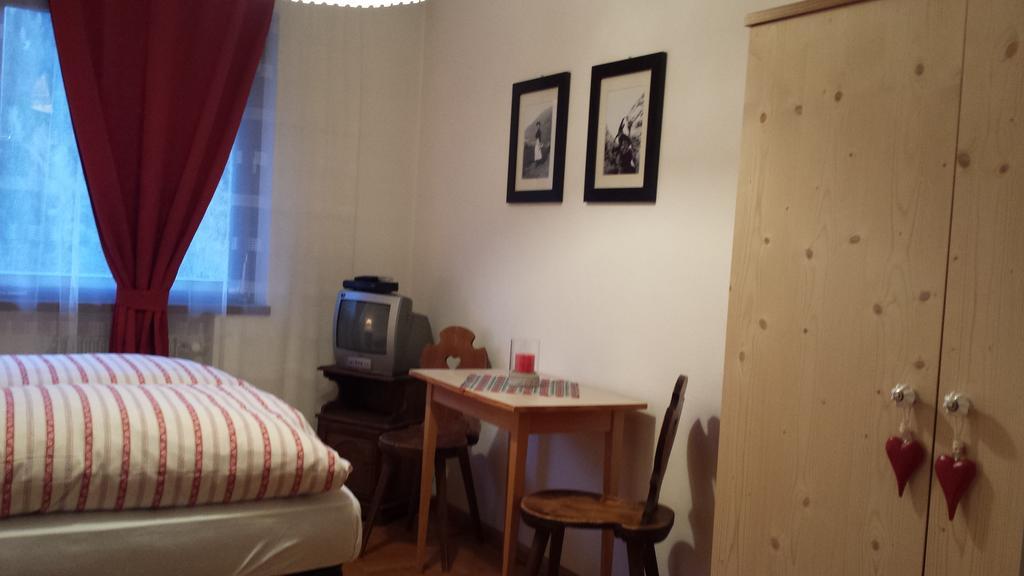 Casa Monteggia Dobbiaco Pokój zdjęcie