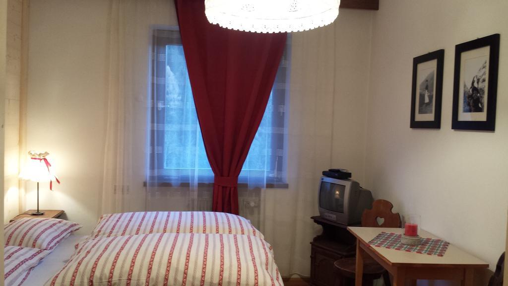 Casa Monteggia Dobbiaco Pokój zdjęcie