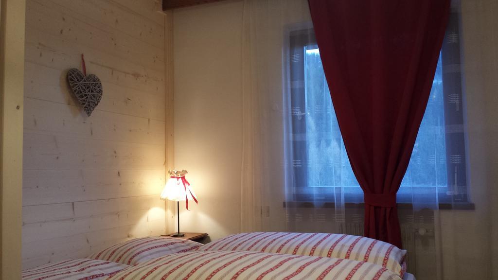 Casa Monteggia Dobbiaco Pokój zdjęcie